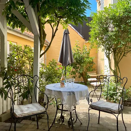 Faaborg Bed And Breakfast B&B