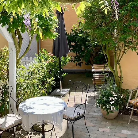 Bed & Breakfast Faaborg Bed And Breakfast